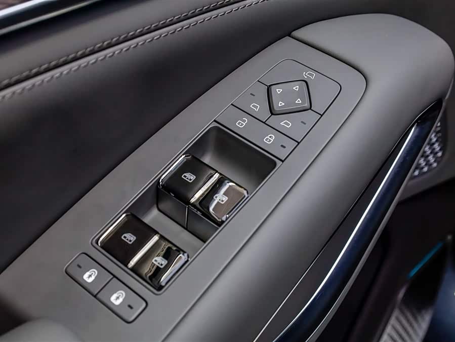 Denza N9 2025 imagen de coche #31