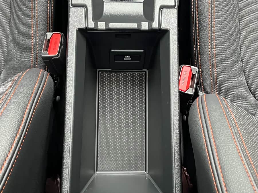 BMW 2 Series (Imported) 2024 immagine di auto #31