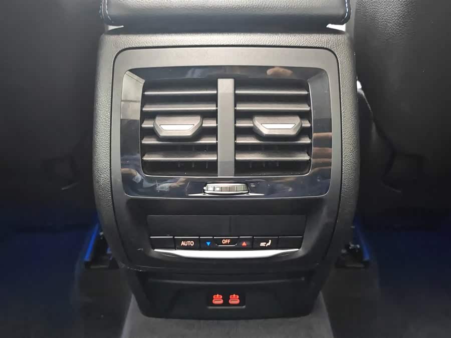 Volkswagen Bora Classic 2023 car image #31