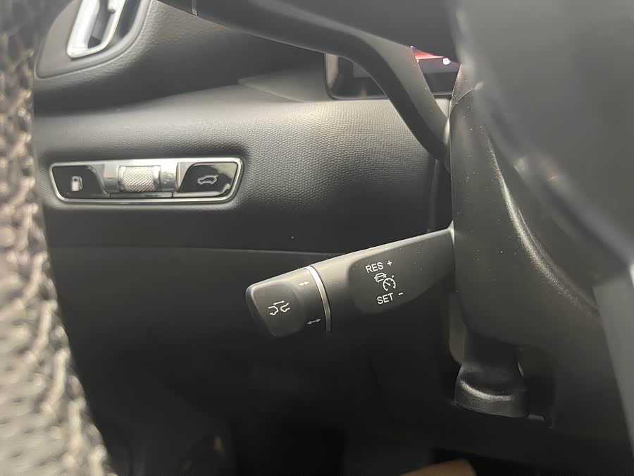 HongQi HS3 PHEV 2024 car image #31