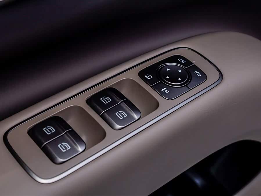 Li i8 2025 изображение автомобиля #31