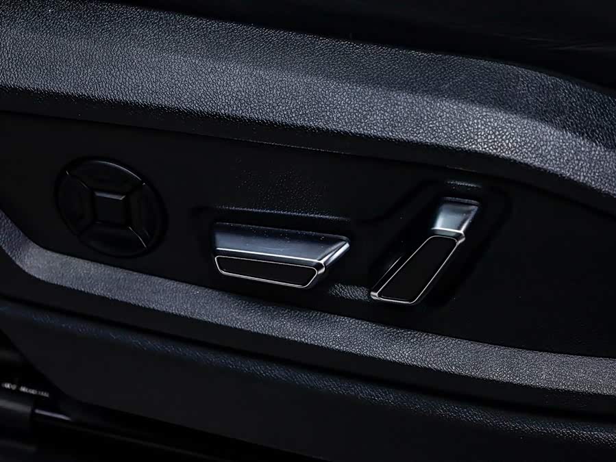 Audi Q6 2024 image de voiture #31