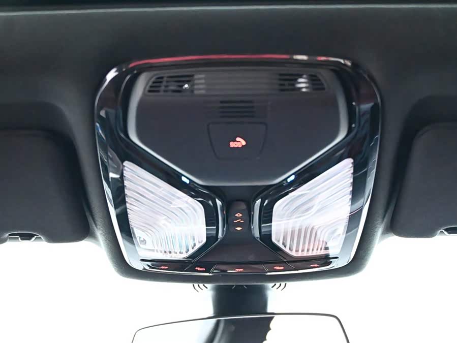 BMW 5 Series New Energy 2022 car image #31