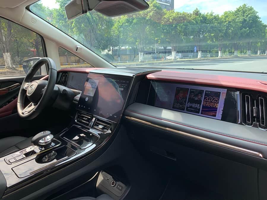 GAC Trumpchi E9 2024 car image #31