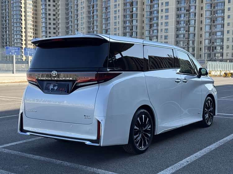 丰田 威尔法 2023 汽车图片 #31