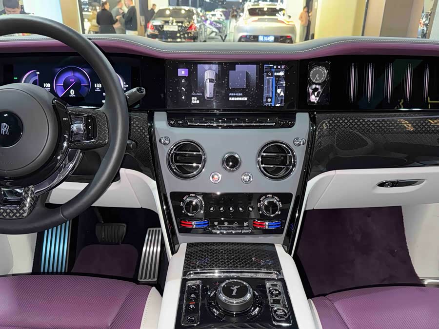 劳斯莱斯 库里南 2025 汽车图片 #31