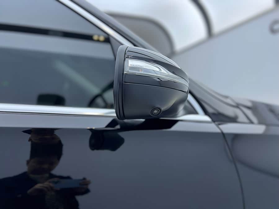 Mercedes-Benz GLE Class 2025 صورة سيارة #31