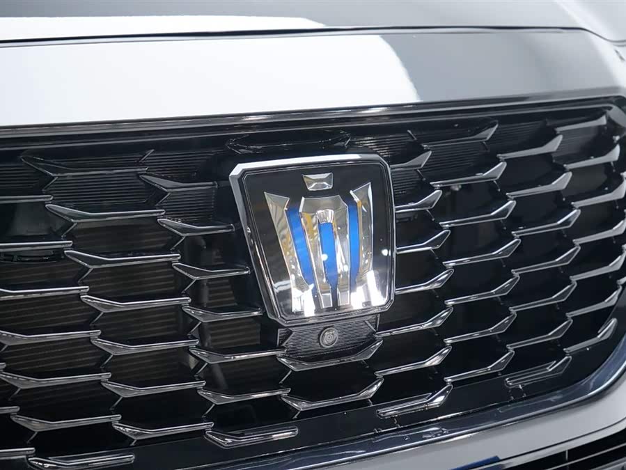 Toyota Crown Kluger 2023 #31 Toyota Crown Kluger 2023 car image #31