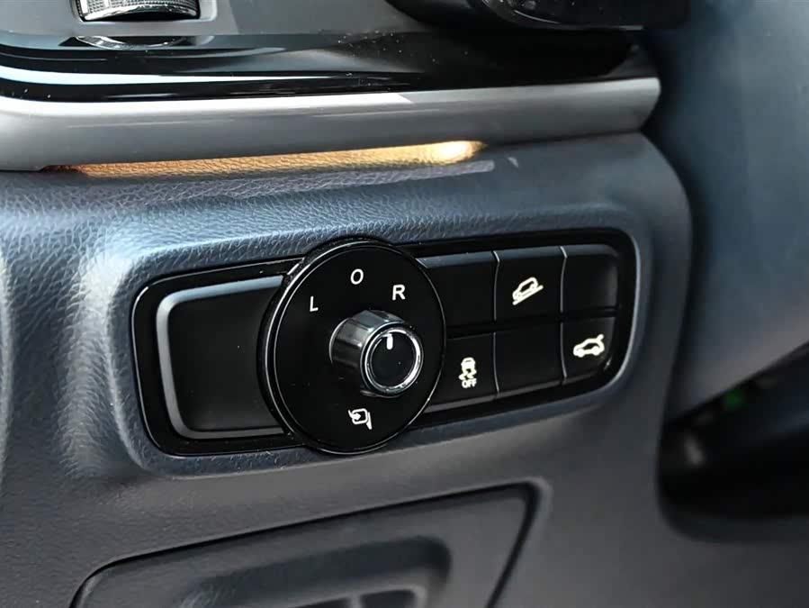 GAC Trumpchi M8 2022 #31 GAC Trumpchi M8 2022 car image #31