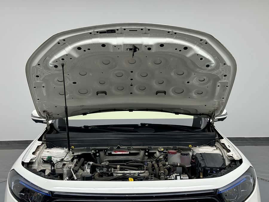 Mercedes-Benz EQB Class 2021 car image #31