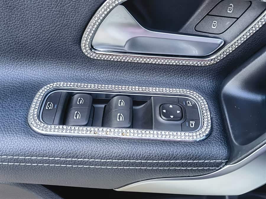 Mercedes-Benz A Class (Imported) 2020 #31 Mercedes-Benz A Class (Imported) 2020 car image #31