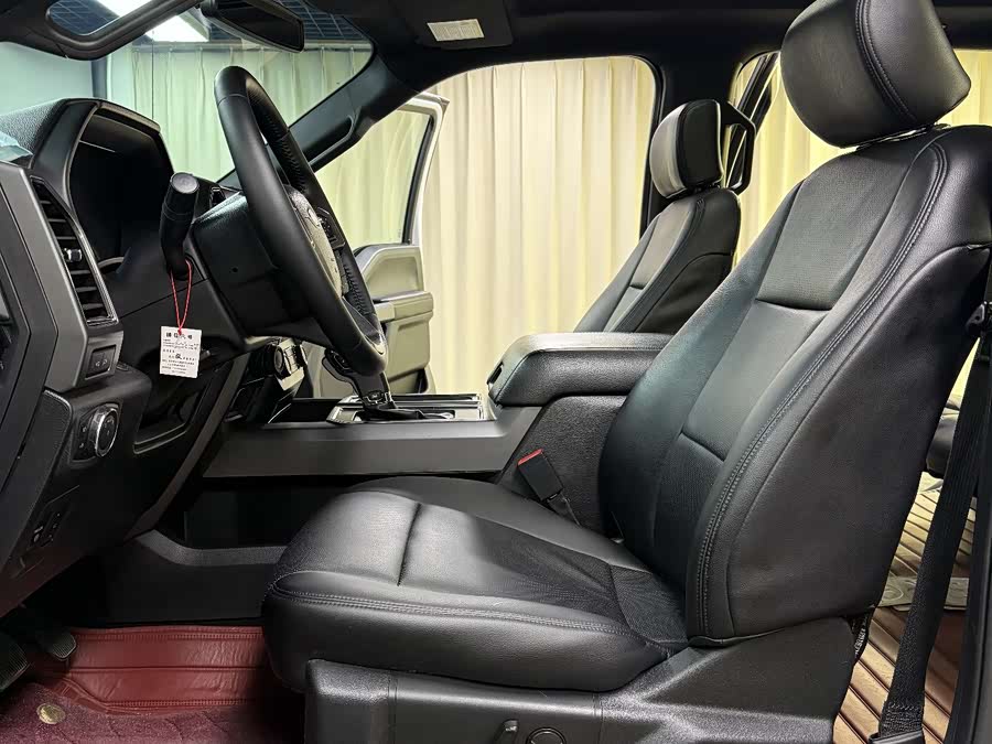 Ford Edge 2021 car image #31