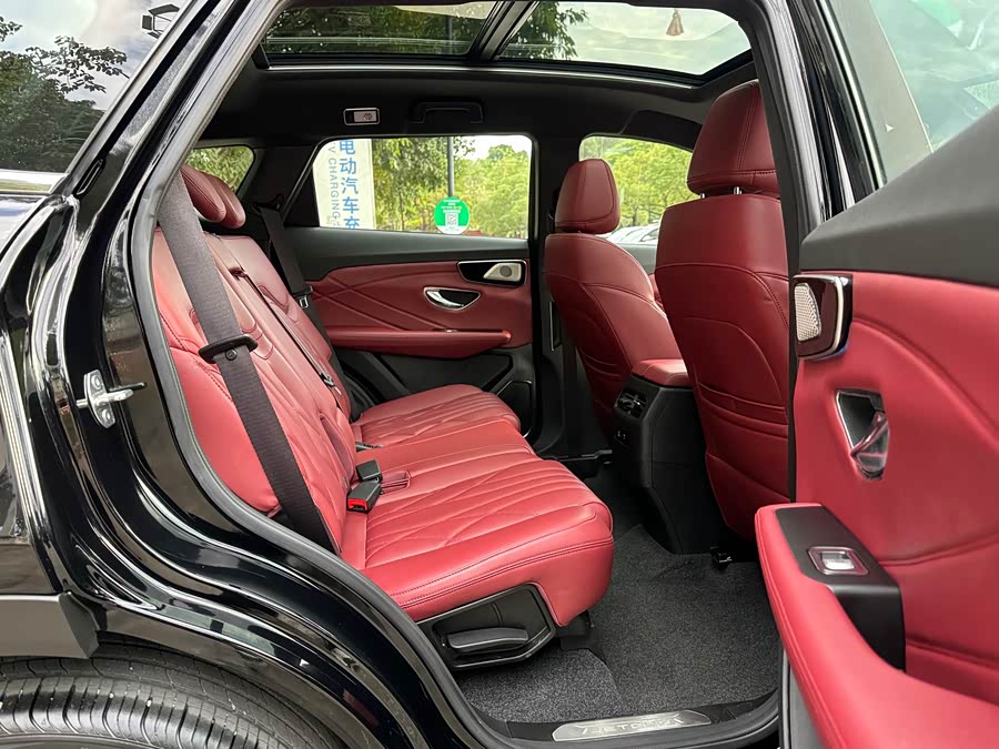 Jetour X70 PLUS 2024 car image #31