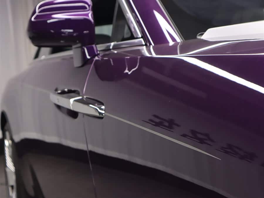 Rolls-Royce Spectre 2023 immagine di auto #31