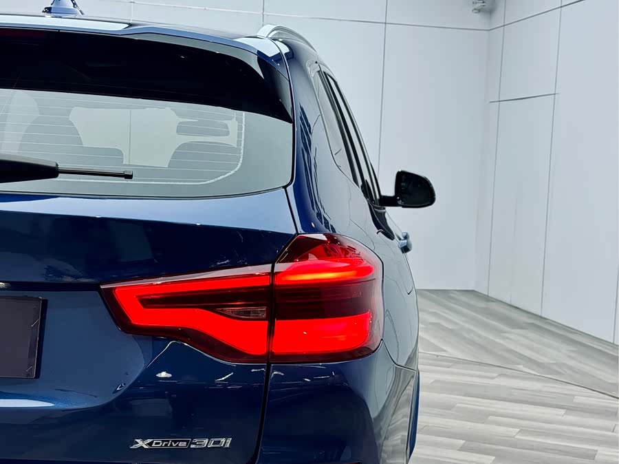 BMW X3 2018 car image #31