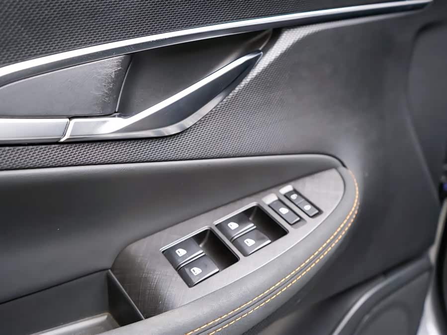 Changan UNI-T 2022 car image #31