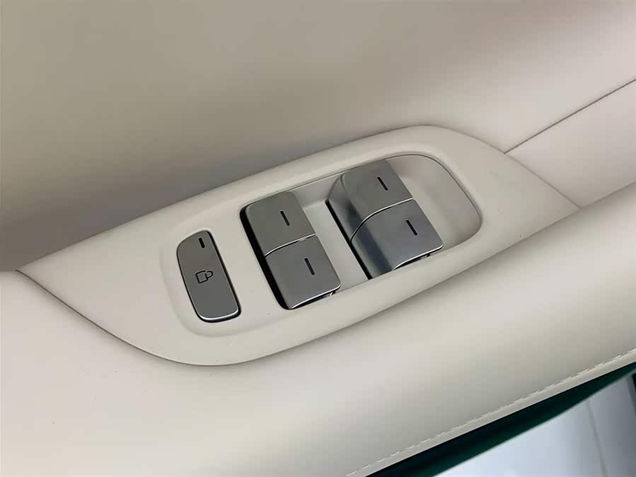 小米汽车 小米YU7 2025 #31 小米汽车 小米YU7 2025 汽车图片 #31