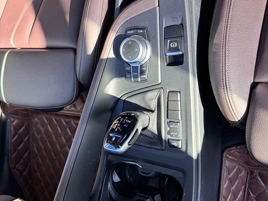 BMW X1 2020 car image #31