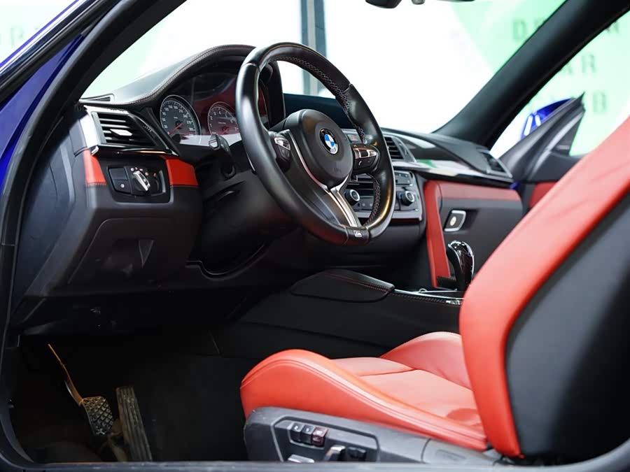 BMW M4 2019 car image #31