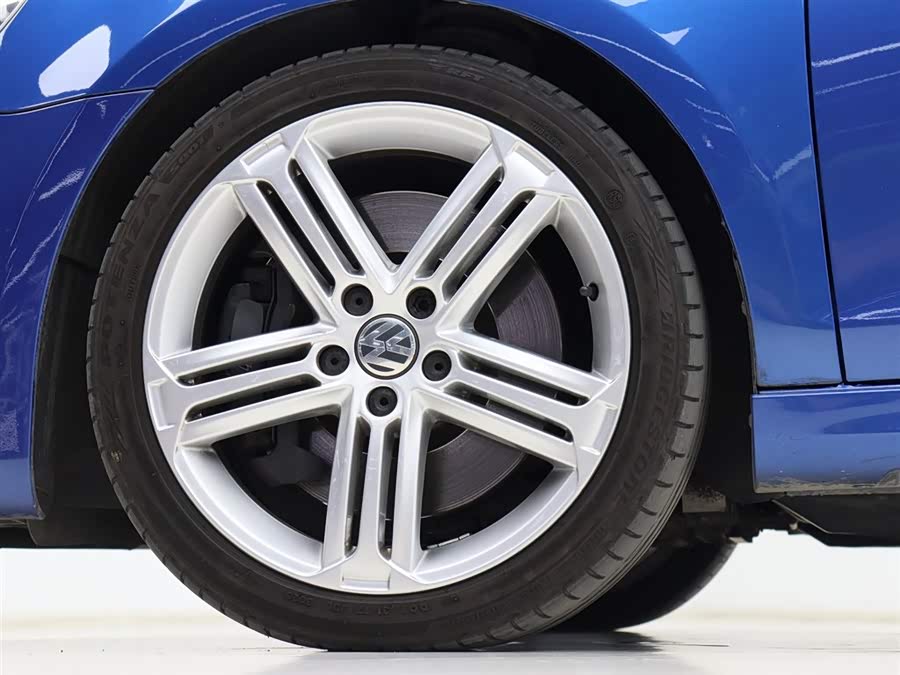 Volkswagen Golf (Imported) 2013 imagem de carro #31