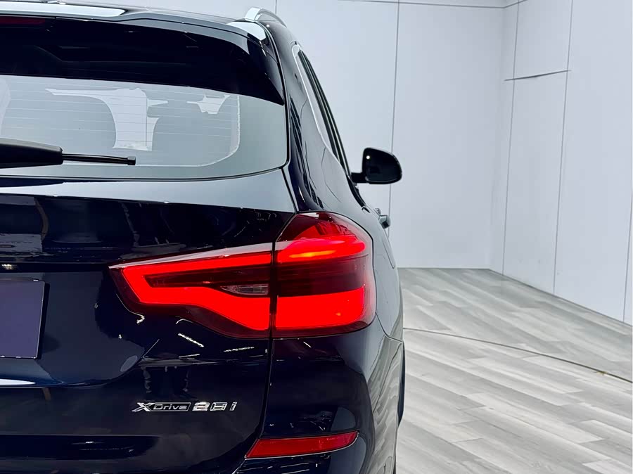 BMW X3 2019 car image #31