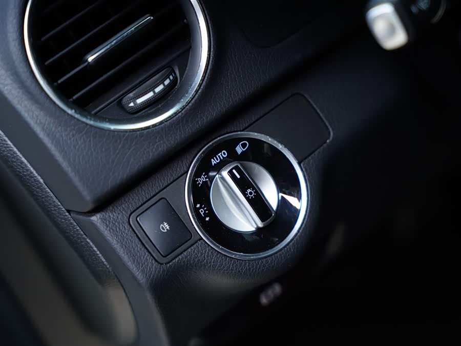 Mercedes-Benz C AMG 2014 immagine di auto #31