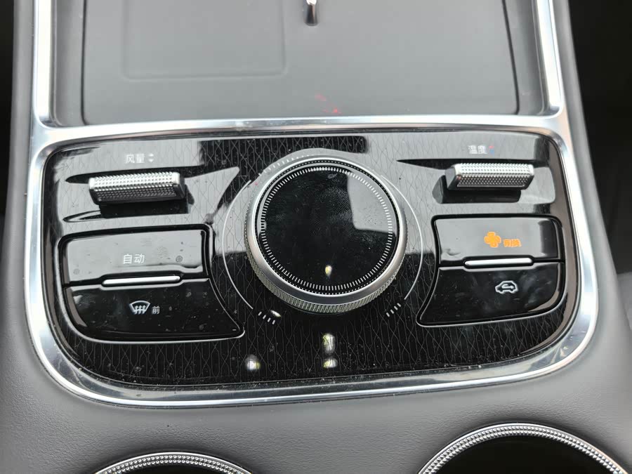 GEELY 2025 car image #31