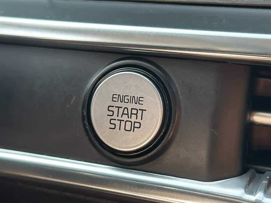 Kia K5 2020 imagem de carro #31