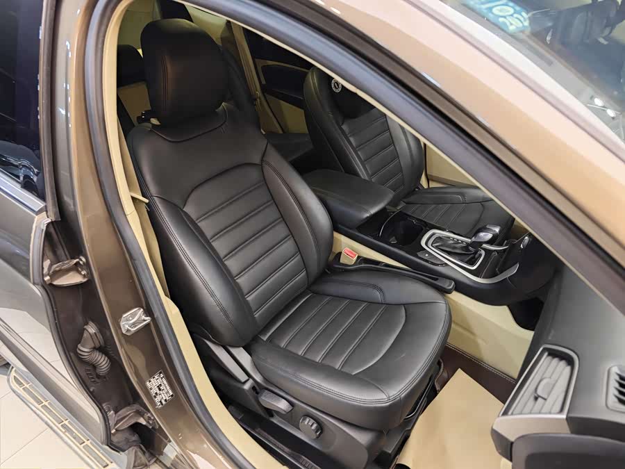 Ford Edge 2016 #31 Ford Edge 2016 car image #31