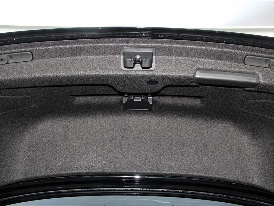 Audi A6L 2025 car image #31