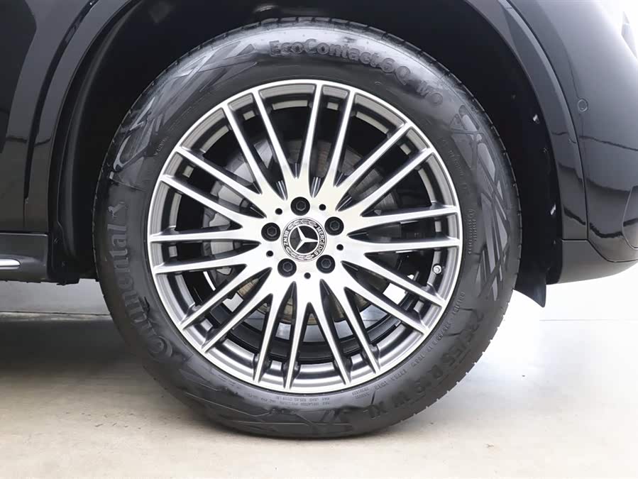 Mercedes-Benz GLC Class 2025 #31 Mercedes-Benz GLC Class 2025 car image #31