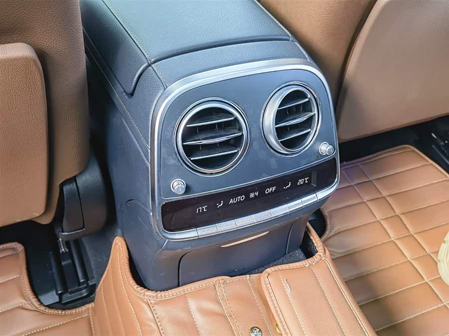 Mercedes-Benz S Class 2014 car image #31
