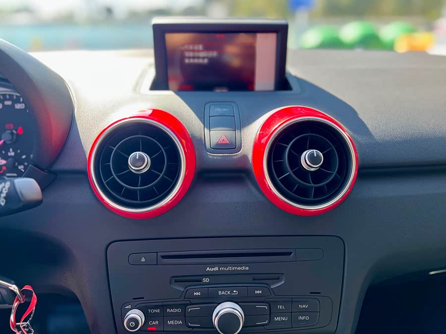 Audi A1 2013 car image #31