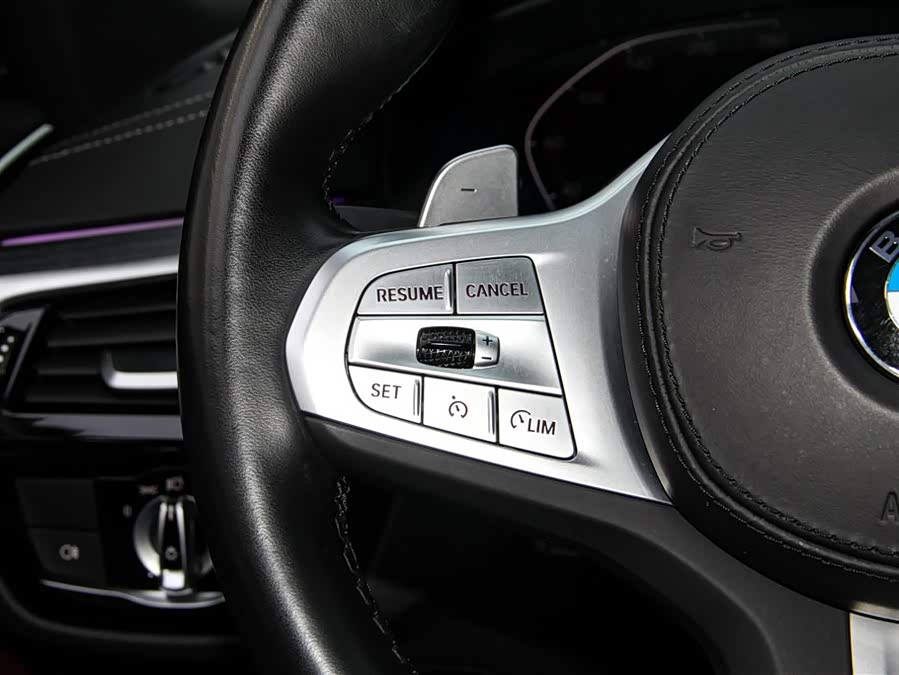 BMW 5 Series 2023 car image #31