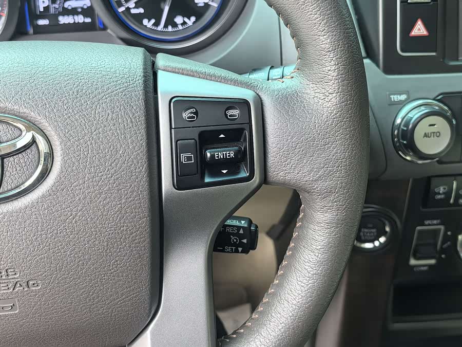 Toyota Land Cruiser Prado 2017 #31 Toyota Land Cruiser Prado 2017 car image #31