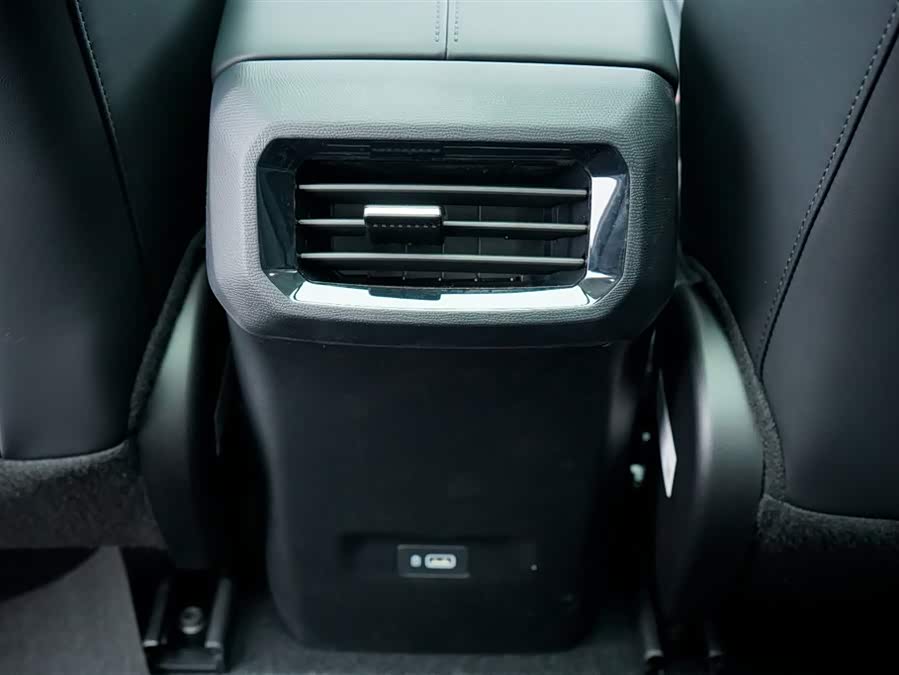 GAC Trumpchi GS3 2026 #31 GAC Trumpchi GS3 2026 car image #31