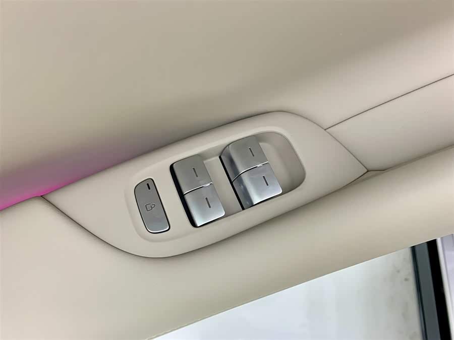 MI YU7 2025 car image #31