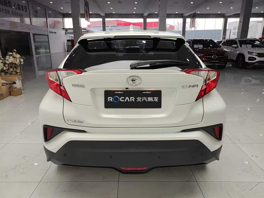 Toyota C-HR 2021 #31 Toyota C-HR 2021 immagine di auto #31