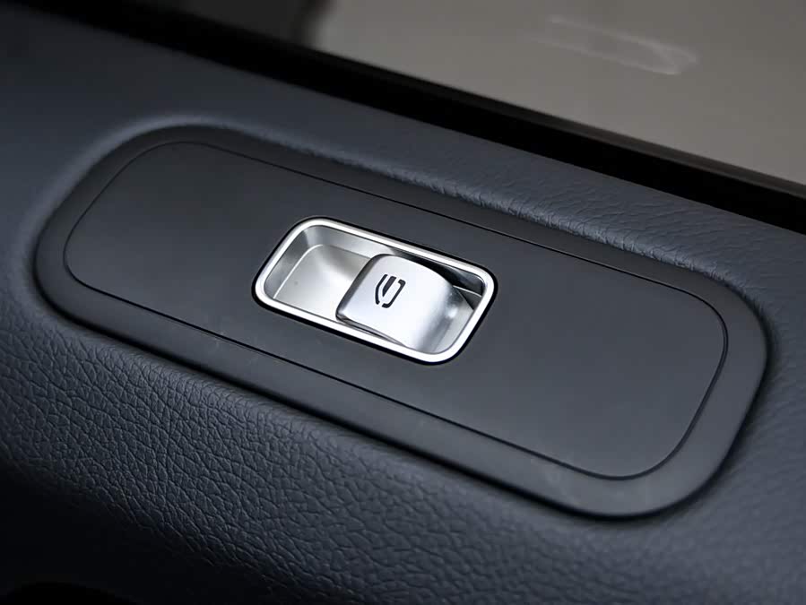 Mercedes-Benz G Class 2024 изображение автомобиля #31