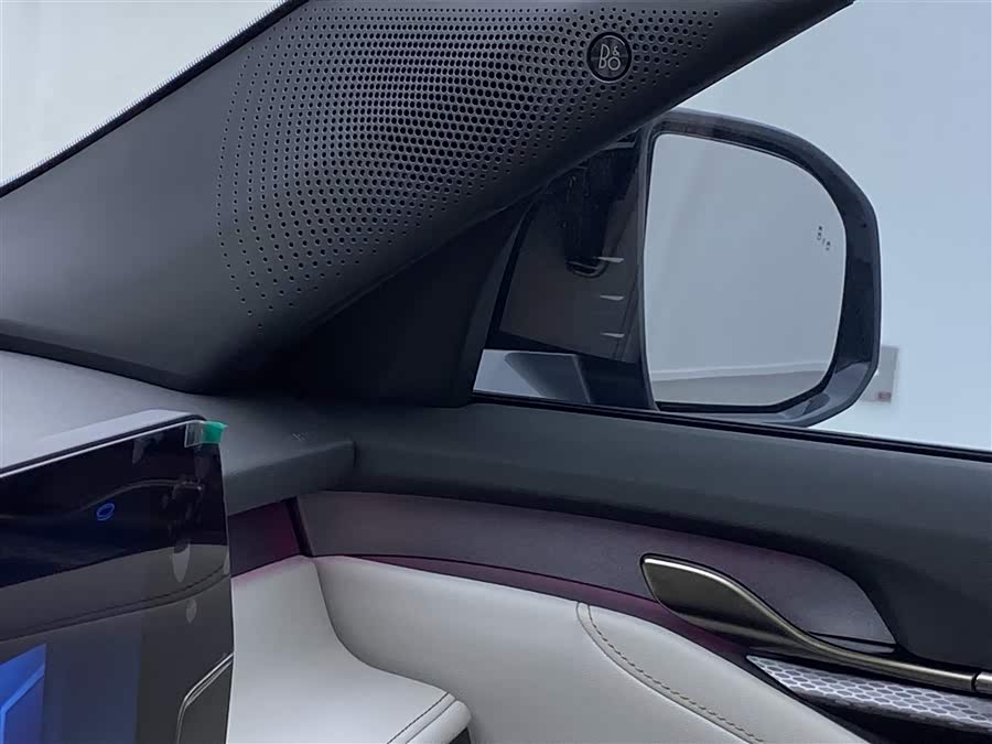 Ford Edge 2023 car image #31