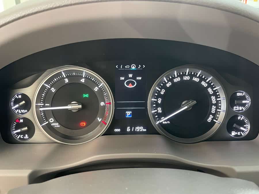 Toyota Land Cruiser 2016 car image #31