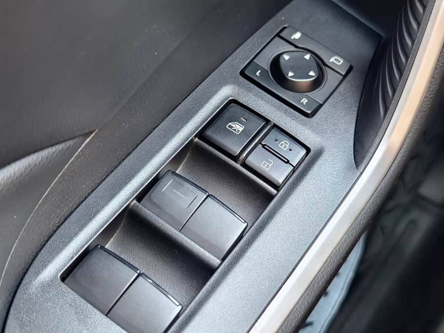 Toyota RAV4 Hybird E+ 2022 #31 Toyota RAV4 Hybird E+ 2022 immagine di auto #31