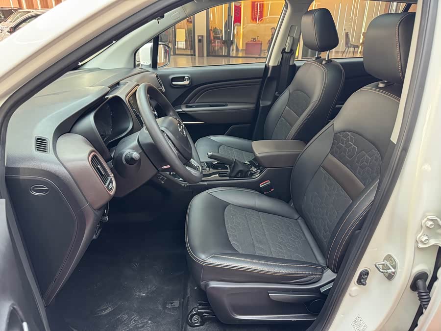 GAC Trumpchi GS3 2018 #31 GAC Trumpchi GS3 2018 car image #31