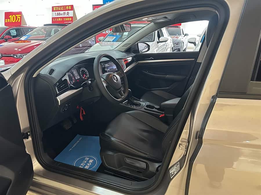 Volkswagen Bora 2020 immagine di auto #31