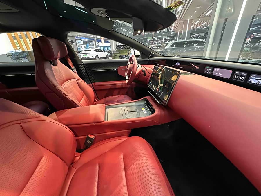 Avatr 12 2025 car image #31