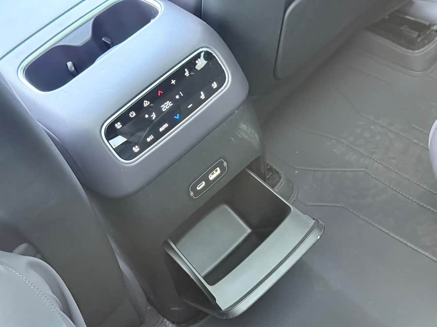 Leapmotor C16 2025 #31 Leapmotor C16 2025 car image #31
