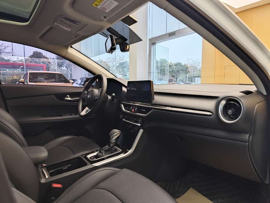 Kia K3 2020 imagen de coche #31