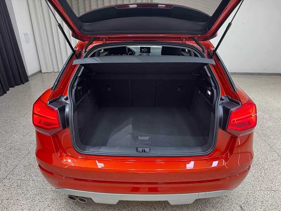 Audi Q2L 2020 صورة سيارة #31