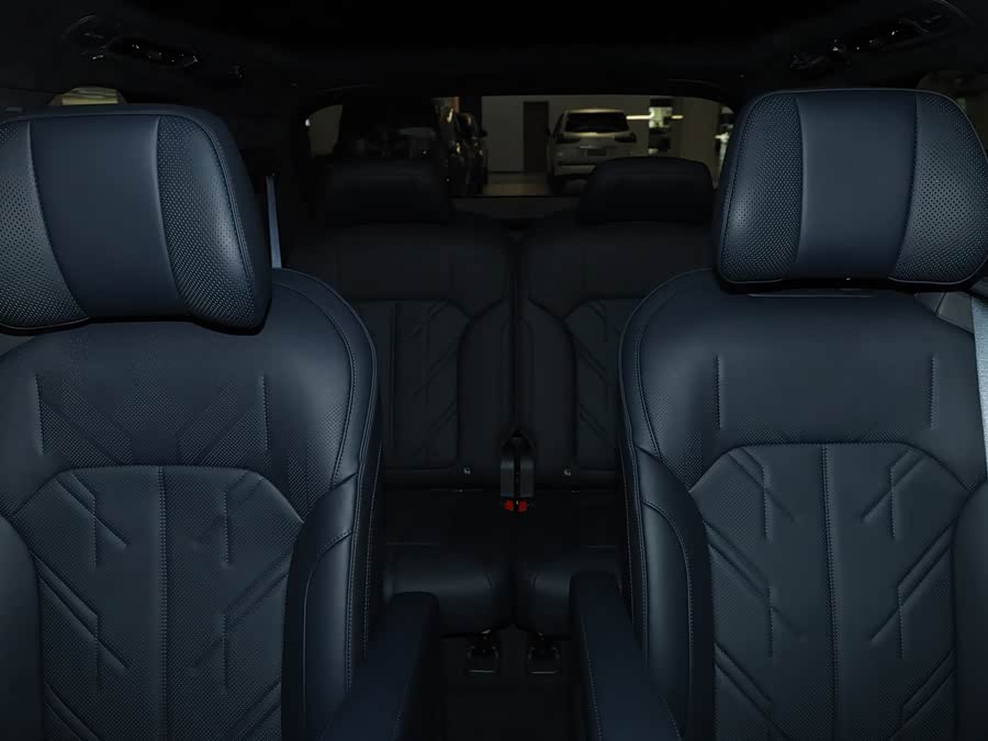 极氪 极氪9X 2026 汽车图片 #31