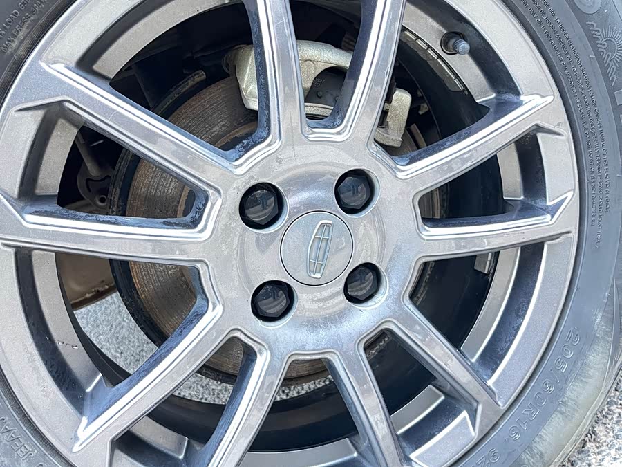 GEELY 2021 #31 GEELY 2021 car image #31